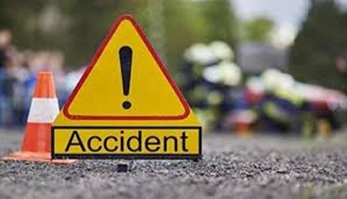 Accident claims three lives on Ibadan-Lagos expressway.