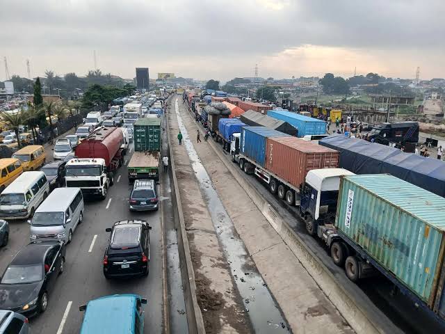 Lagos Warns of Traffic Disruption as Kara Bridge Repairs Begin